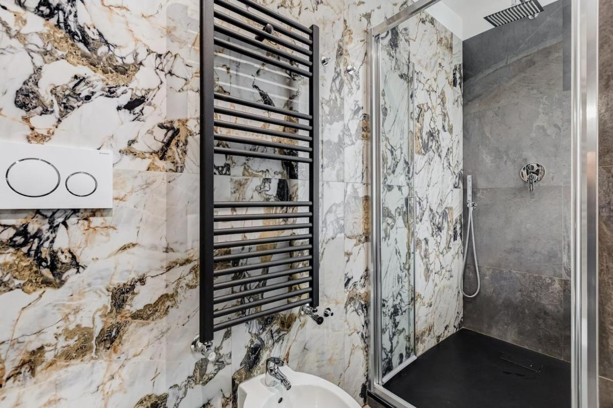 Apartment Bdc - Majestic 4-bdr In Termini Rom